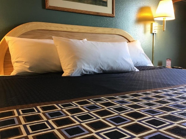 Travelodge by Wyndham Worland image 20