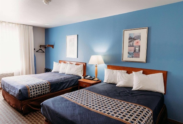 Travelodge by Wyndham Worland image 5